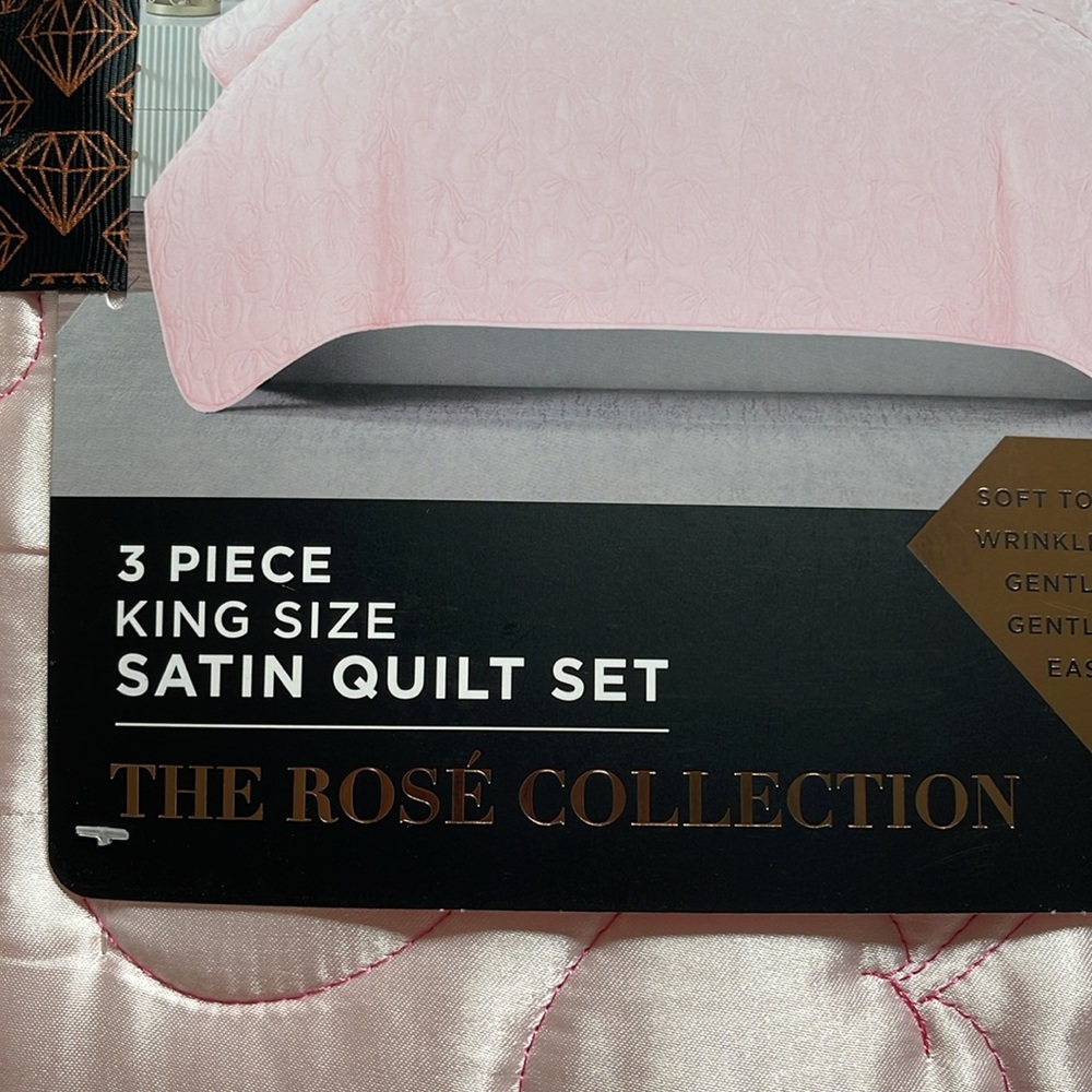 Juicy Couture Luxurious Satin Cherry Print King Size 3 Piece Quilt & Sham Set - Picture 5 of 10